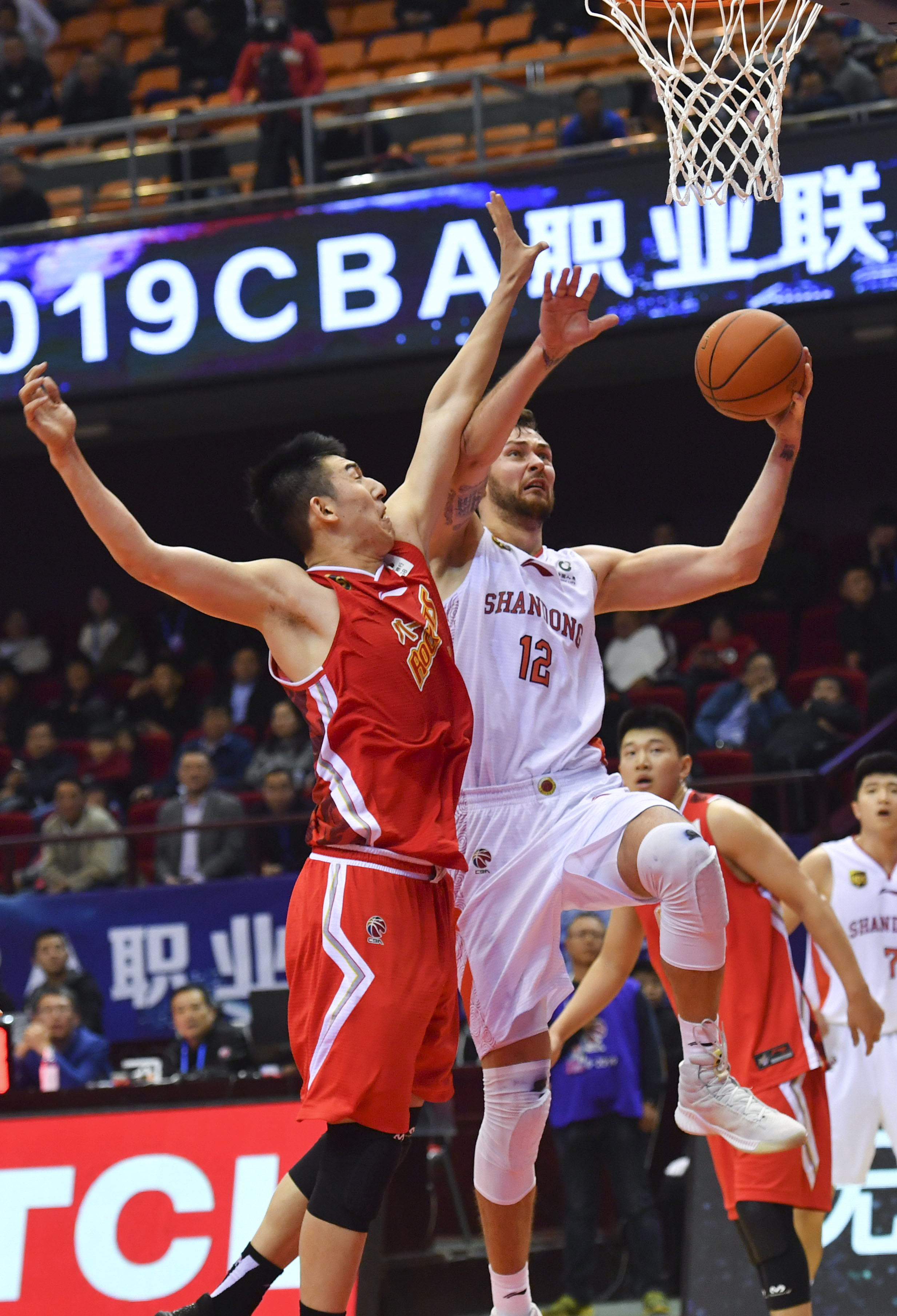 澳大利亚以 澳大利亚以