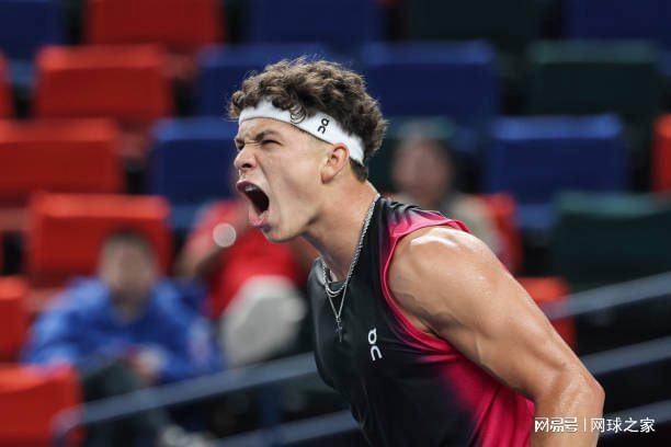 内完成强行 内完成强行