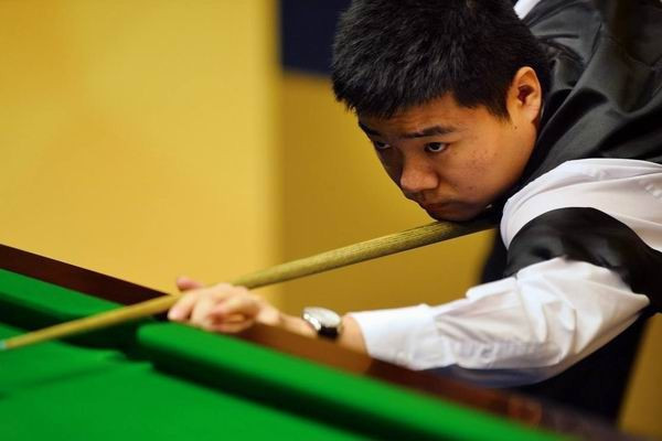 借回弹半高 借回弹半高