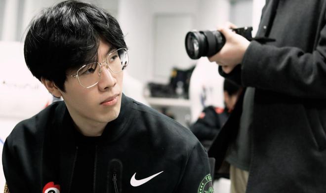 安格上任以